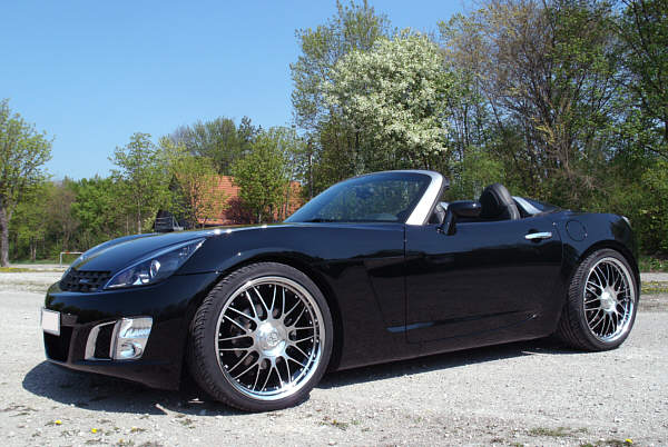 Opel GT schwarze Saturn Sky Redline Scheinwerfer